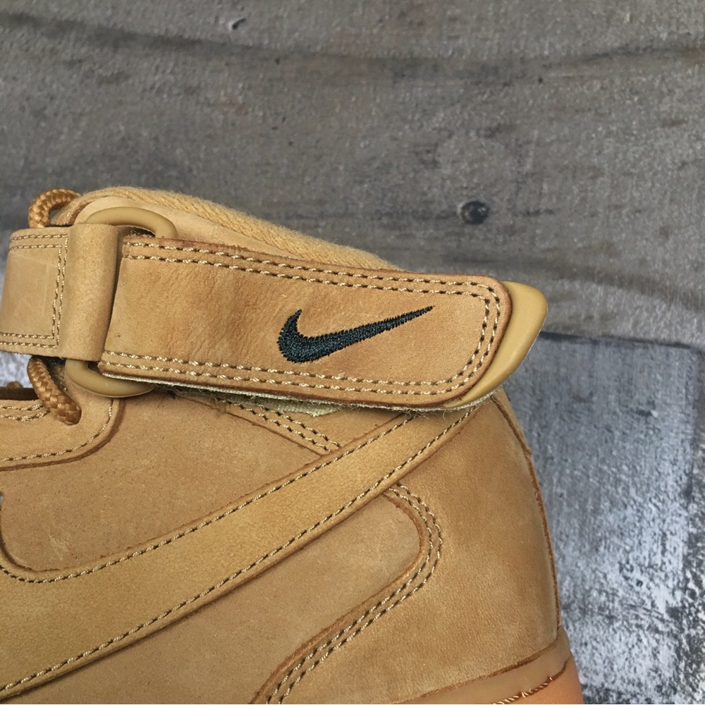 Nike Air Force 1 Mid Flax Sneakers 07 PRM QS One Nikes Shoes 8 Mens 715889-200 - Picture 9 of 16